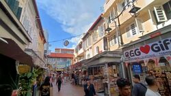 Pagoda View (D1), Retail #530658421